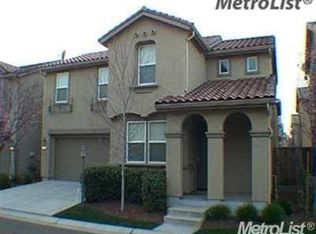 7 Heron Crest Pl, Sacramento, CA