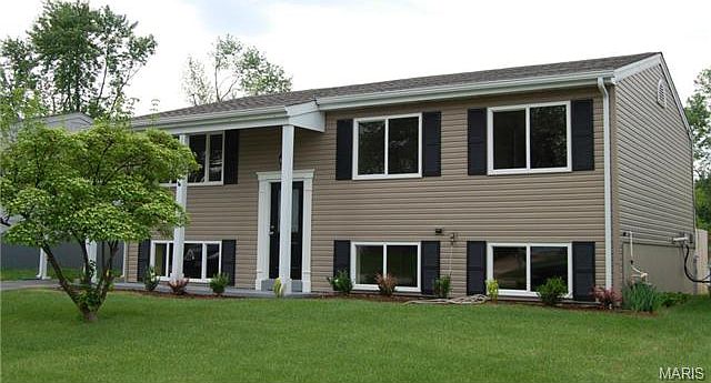 2nd image of 11944 Holly Brook Dr