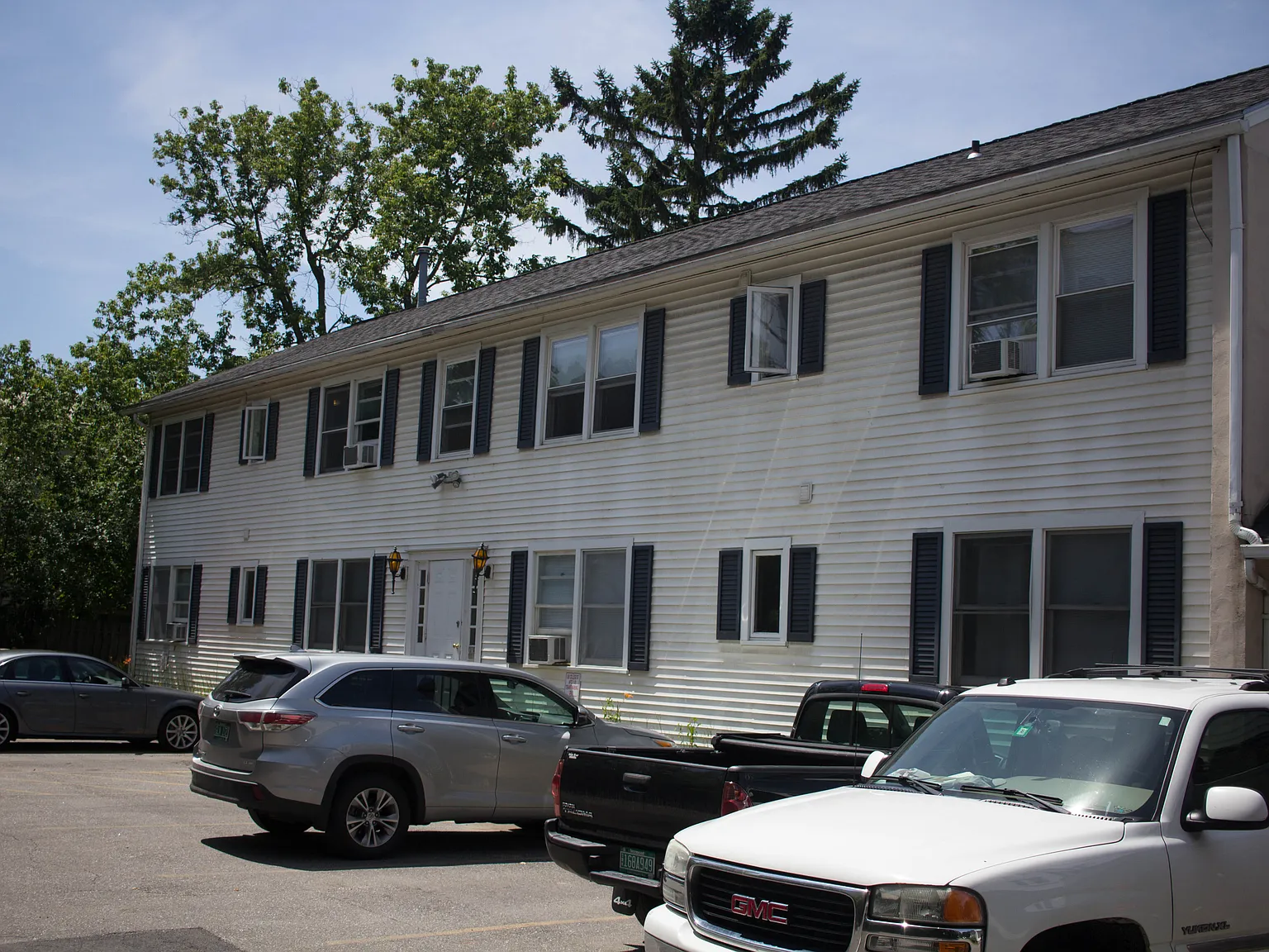 2 bed, 1000 sqft, $2,000 — Photo 4