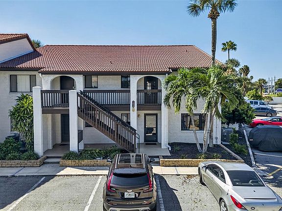 3rd image of 1634 STICKNEY POINT ROAD #34-202