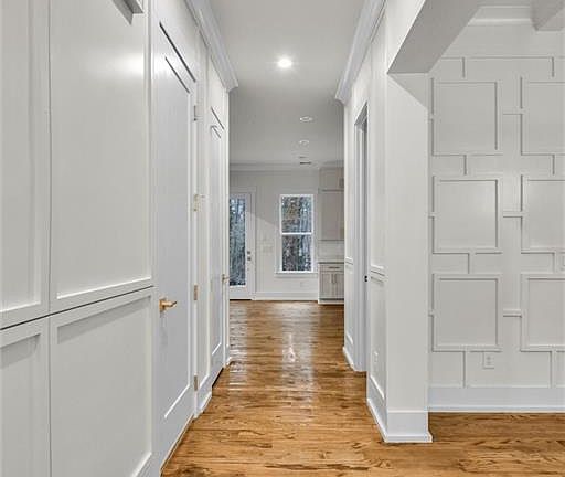 4th image of 3367 Dodson Dr