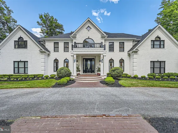 2845 Country Woods Ct, Finksburg, MD 21048