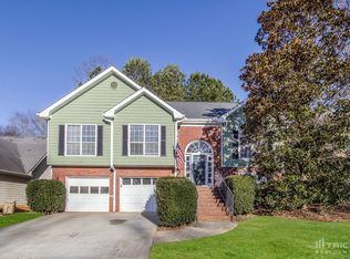 3010 Oak Meadow Dr, Snellville, GA 30078