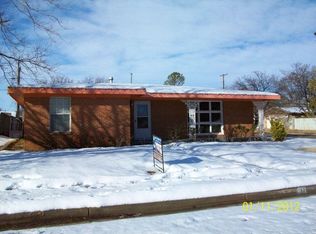 811 NW 12th St, Andrews, TX 79714