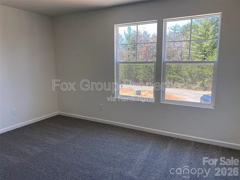 1662 Nicholas Way — Photo 11