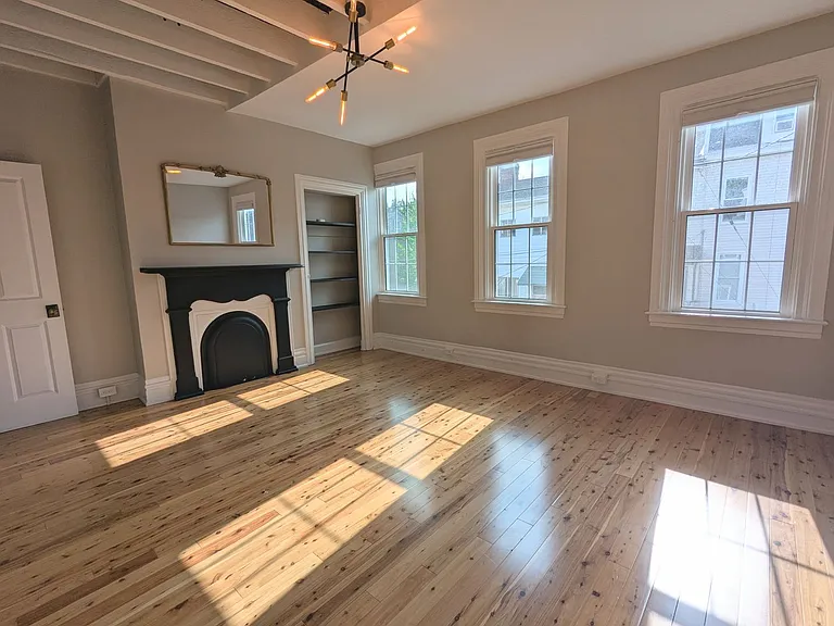5109 Holmes St — Photo 16