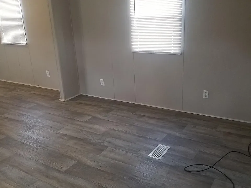 3 bed, 1120 sqft, $1,650 — Photo 4