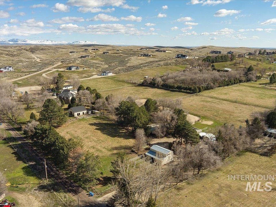 1st image of 9091 W Deer Ln