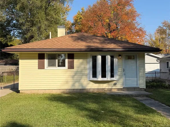 28034 Curtis Rd, Livonia, MI 48152