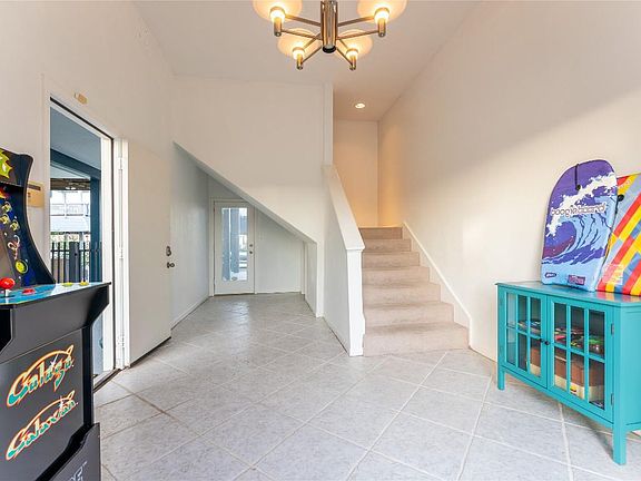 5th image of 3607 Cove Ln