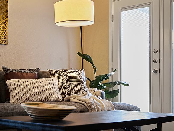 A spacious entertainment area