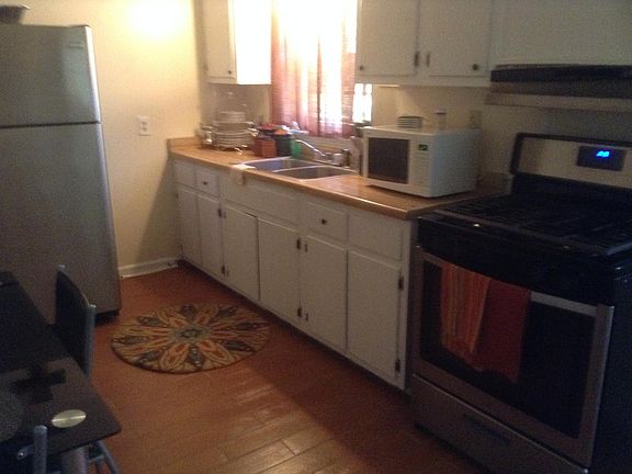 4th image of 709 E Frank Ave