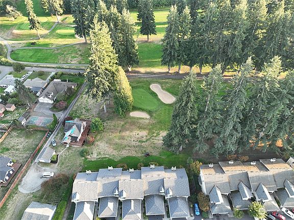 5th image of 3912 NW Fairway Lane