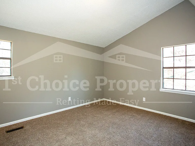 118 Fox Hollies Blvd — Photo 18