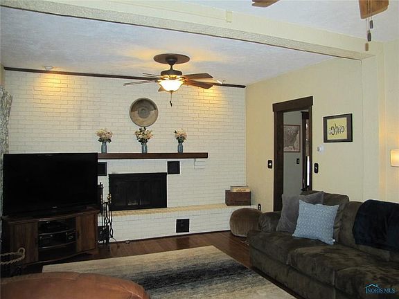 5th image of 715 Findlay St