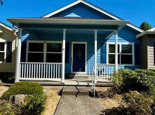 677 Blue Moon Dr, Central Pt, OR