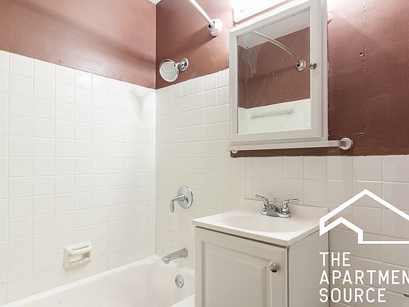 5th image of 3950 N Lake Shore Dr APT 1222
