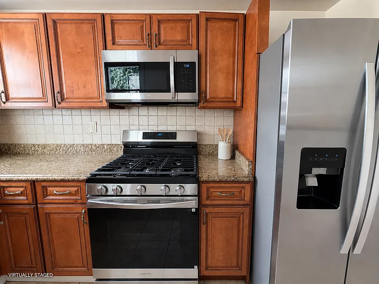 11 Cliff St — Photo 8