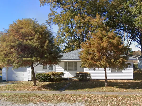 165 N Messmer St, Scott City, MO 63780