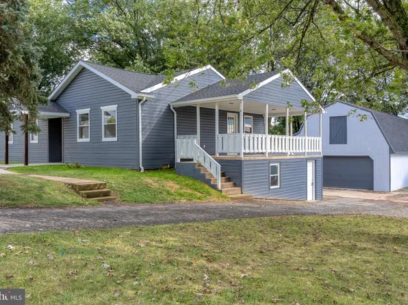 229 Cider Press Rd, Manheim, PA 17545