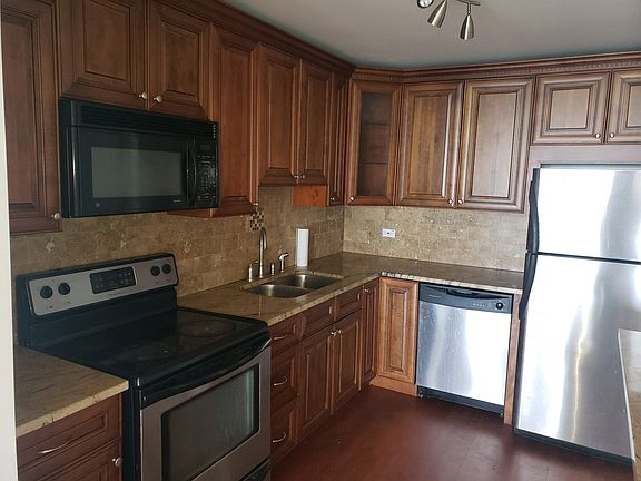 5th image of 1660 N La Salle St #2309