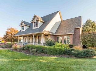 51943 Waterford Green Dr, Granger, IN