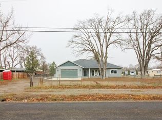 594 W Gregory Rd, Central Pt, OR 97502