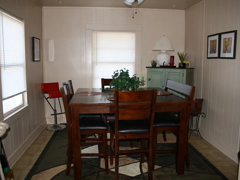 Main House - Unit 1