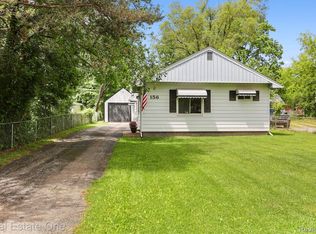 156 Oakmont, Auburn Hills, MI
