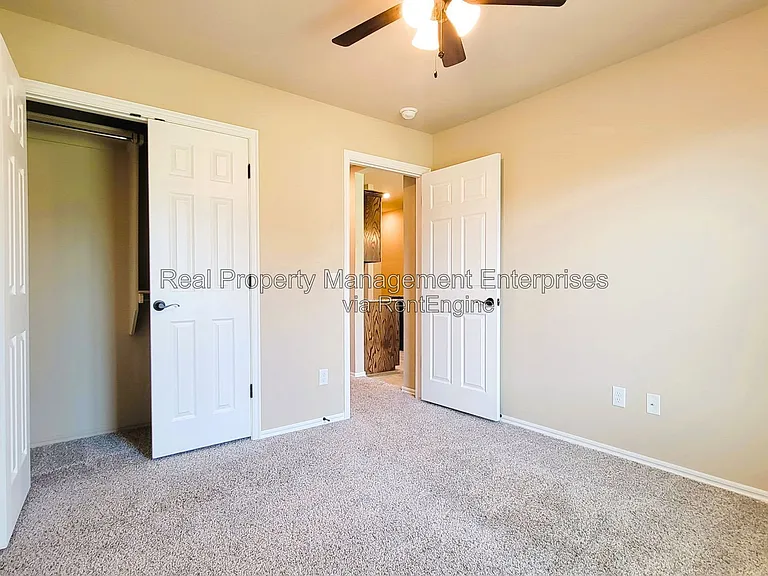 4500 Oasis Ct — Photo 19