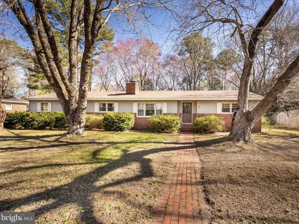 213 Morris Dr, Salisbury, MD 21804