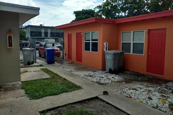 2nd image of 851 NW 5th Ave APT 3