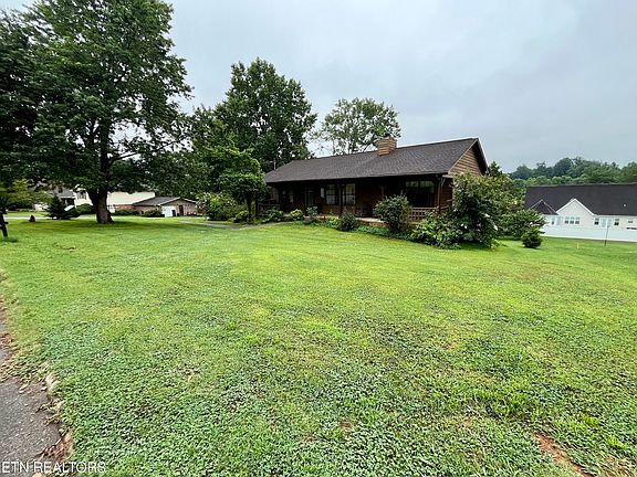 5th image of 204 Mohawk Cir