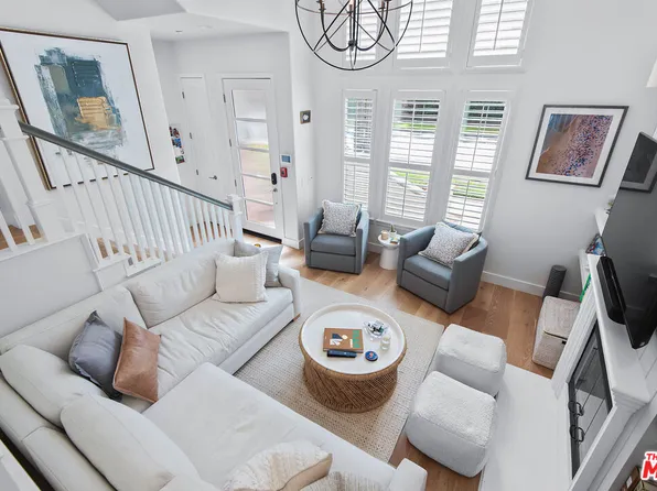 6010 Celedon Crk APT 10, Playa Vista, CA 90094