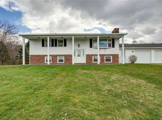 11712 Sparks Rd, Freedom, NY 14065