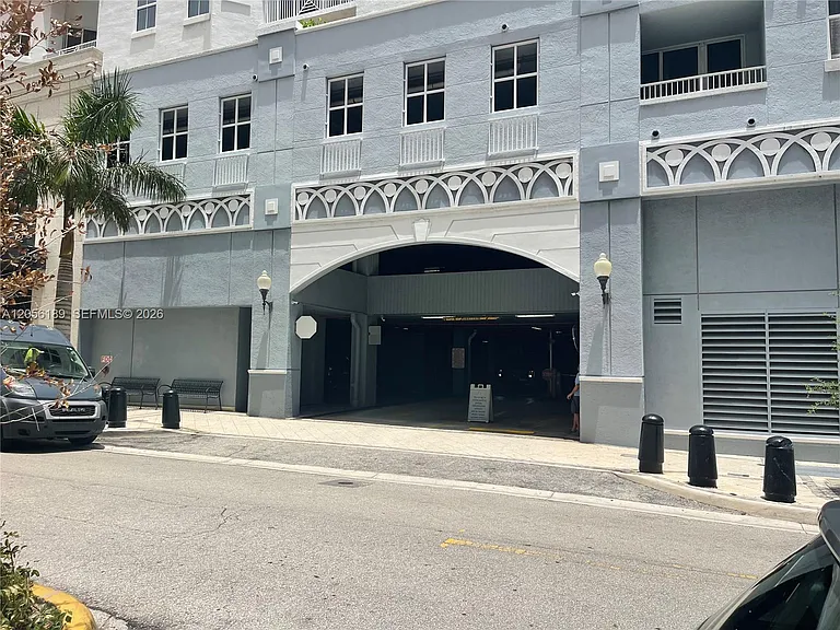 255 Evernia St #616 — Photo 46