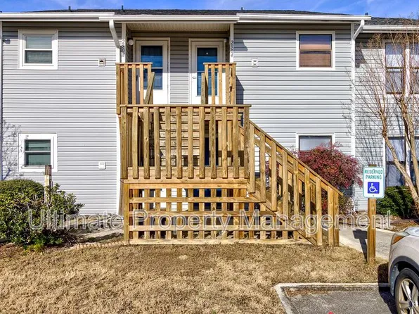 2504 Flint Dr, Wilmington, NC 28401