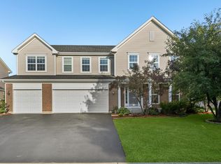 845 Preston Ln, Oswego, IL