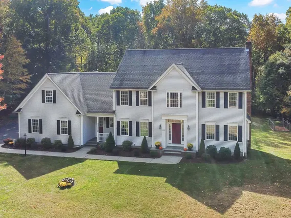 111 Andrew Drive, Canton, CT 06019