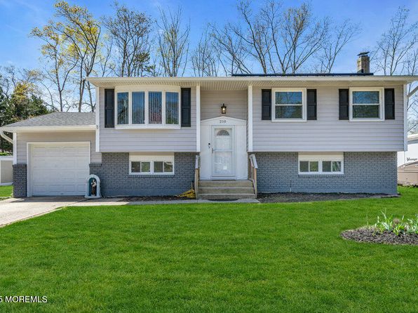 210 Montana Trail, Browns Mills, NJ 08015