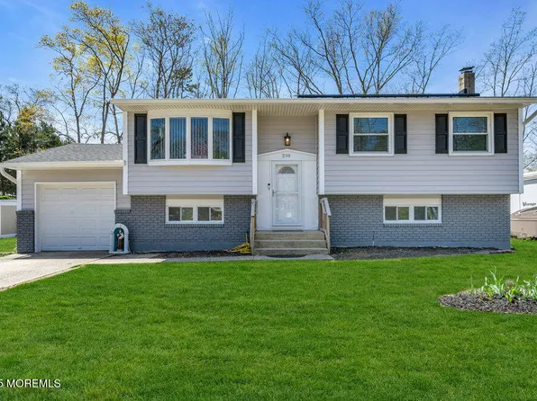 210 Montana Trail, Browns Mills, NJ 08015