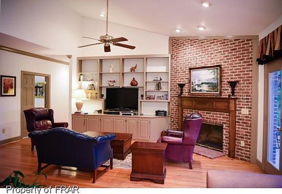 4th image of 1804 Lord Ashley Dr