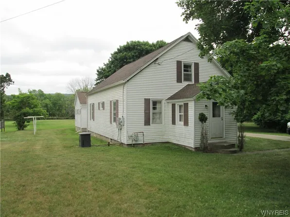 36 S Church St, Nunda, NY 14517