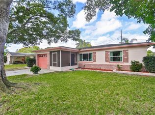 5589 46th Ave N, Kenneth City, FL 33709