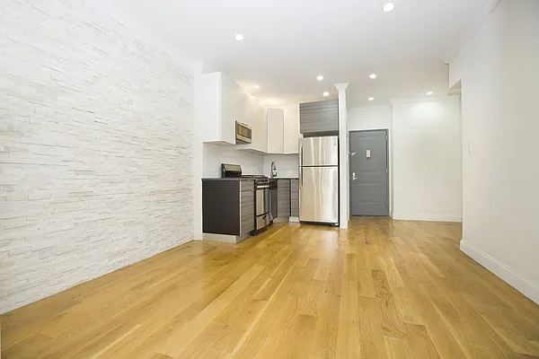 Rented by REAL New York | media 14