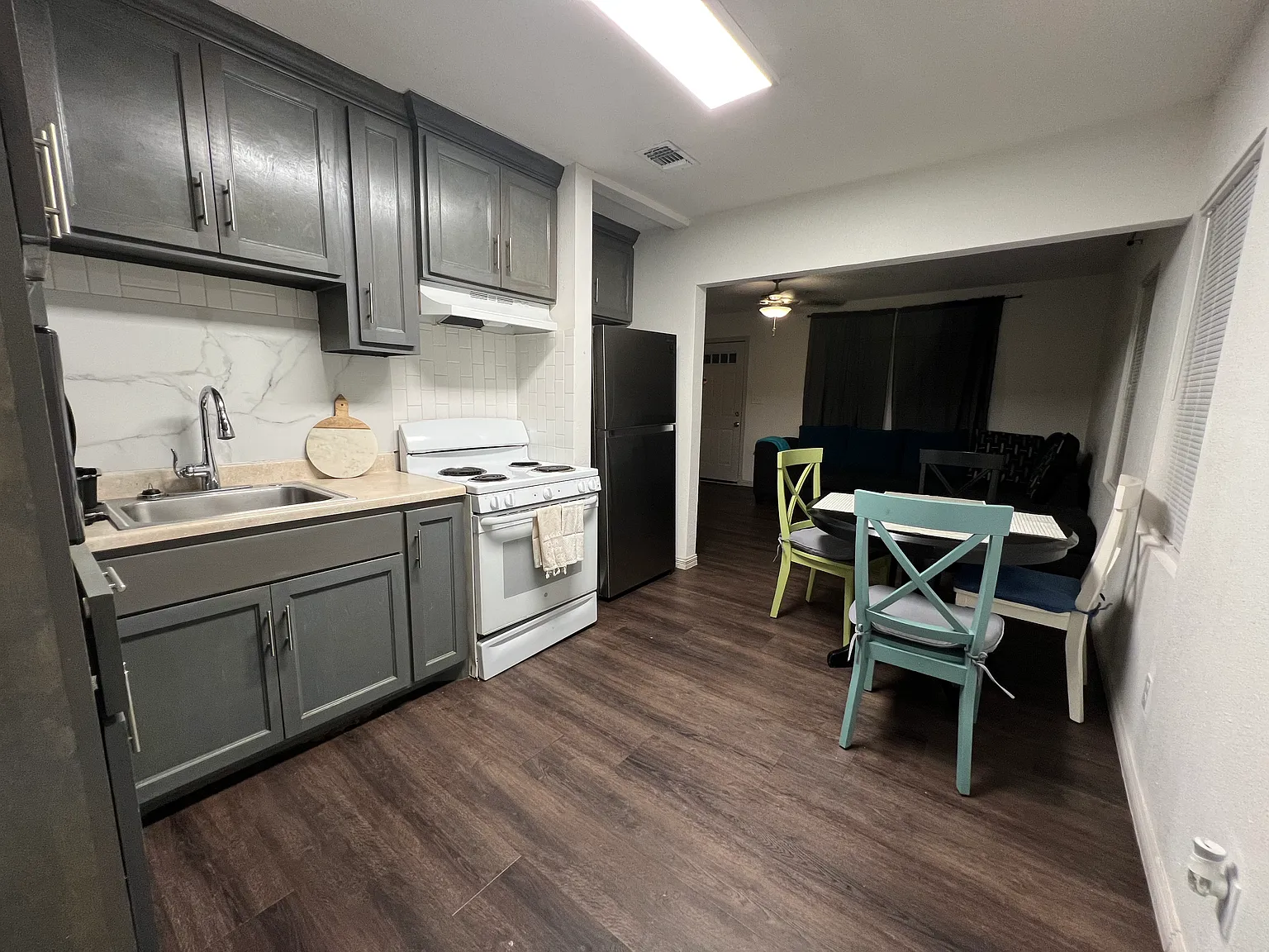 4879 Michelle Dr — Photo 4