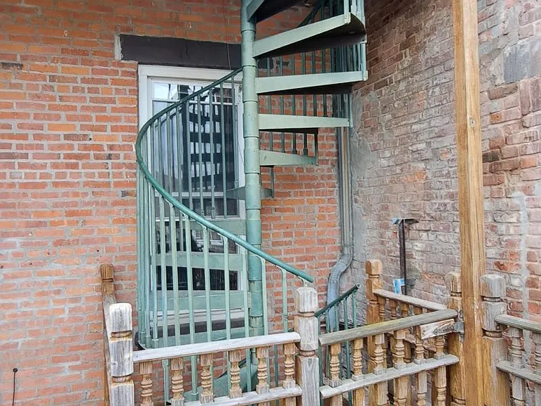 153 1st St #3 — Photo 21