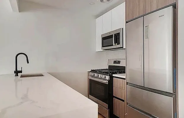 Rented by EXR | media 14