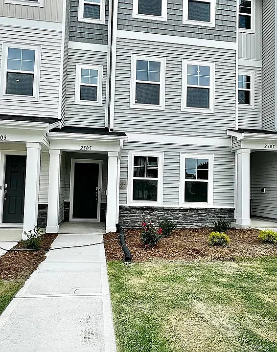 2505 Kasota Ln