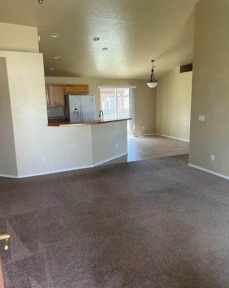 2201 E Royal Ave — Photo 3
